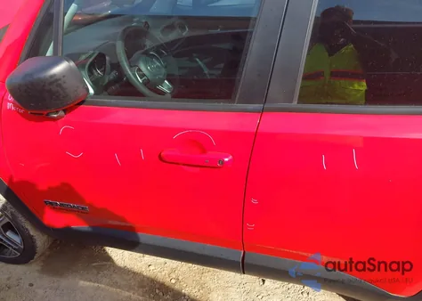 2020 Jeep Renegade Jeepster Fwd from USA, damaged, VIN ZACNJAAB8LPL83996